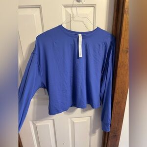 Lululemon crop top